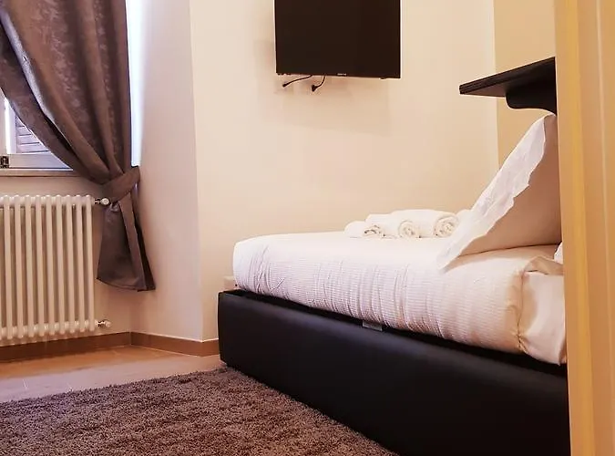 Casa de hóspedes Cairoli 3*